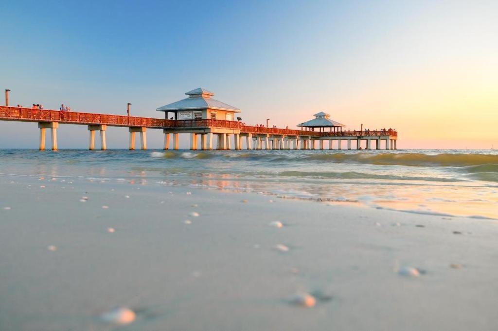 Pointe Estero Resort Fort Myers Beach Exterior photo